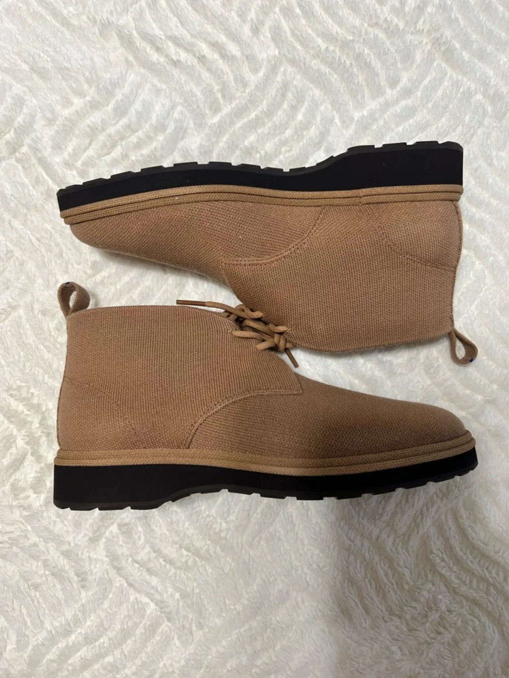 Rothy’s The Chukka Boot Butternut NIB Men’s 7 Women’s 8.5 Water Resistant